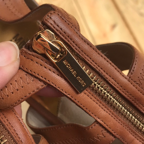 Michael Kors Damita platform heels sandal zipper - Picture 8 of 10